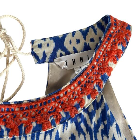 THML Blue and Cream Shift Knee Length Sleeveless Dress Women’s Size Small - Picture 2 of 9